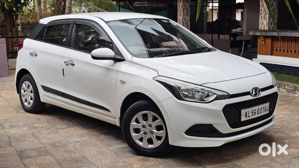 Hyundai I20 Petrol Era, 2016, Petrol