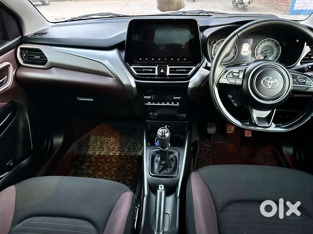 Toyota Urban Cruiser Taisor V 1.0 Petrol Mt, 2025, Petrol