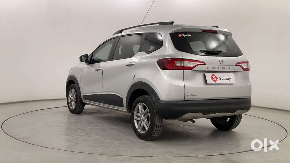 Renault Triber Rxz, 2022, Petrol