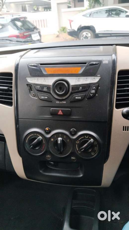 Maruti Suzuki Wagon R Vxi, 2017, Petrol