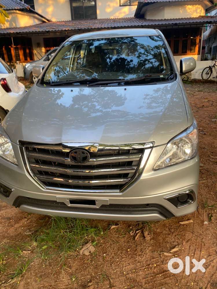 Toyota Innova Diesel 2012