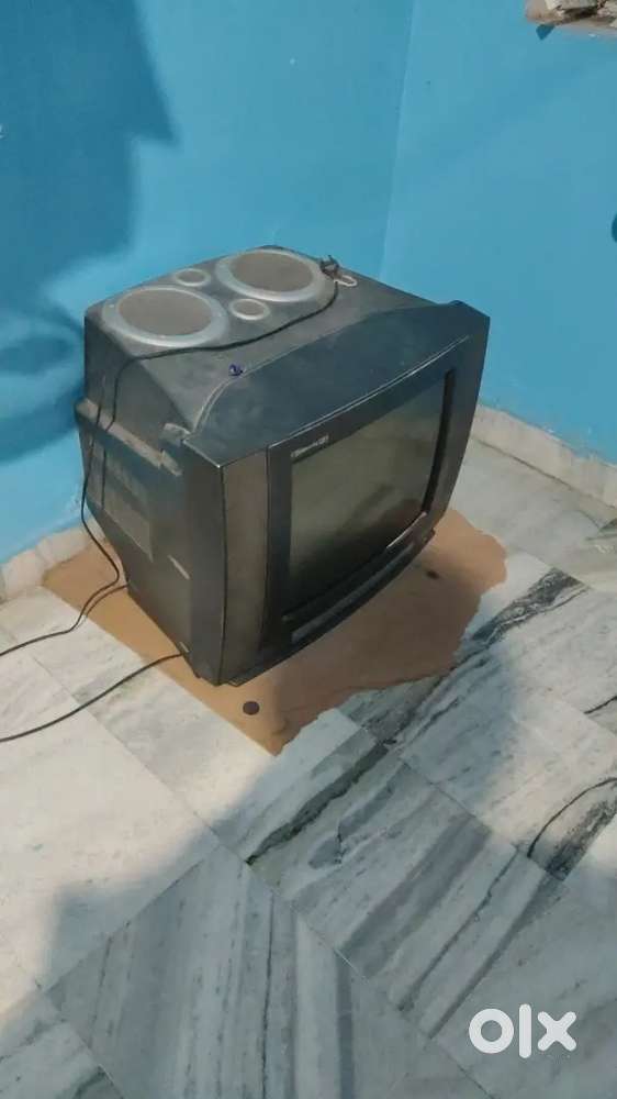 Television sound master golden eye