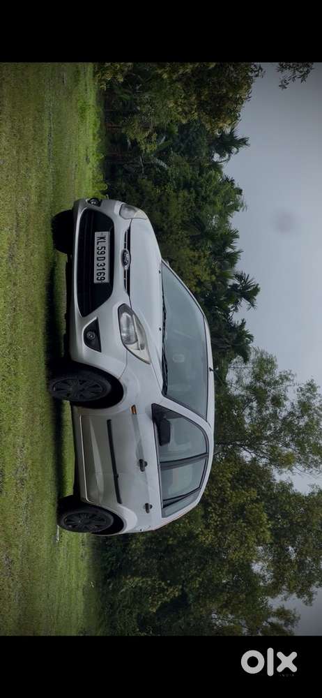 Ford Figo Petrol 2011