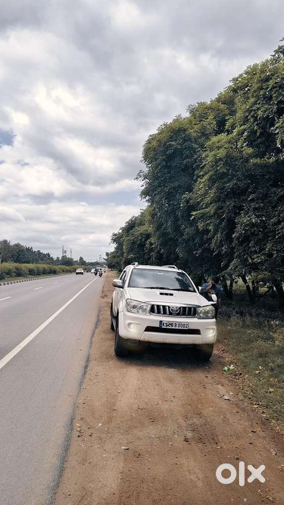 Toyota Fortuner 2010 Diesel Well Maintained