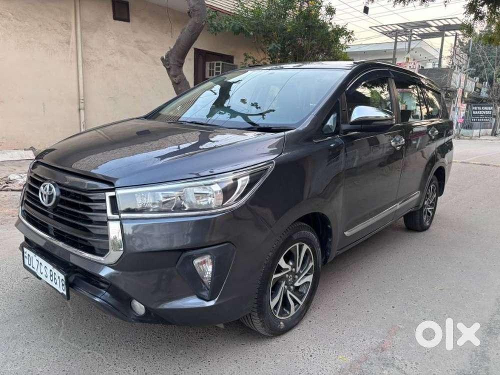 Toyota Innova Crysta 2.4 Gx Limited Edition At 7 Str, 2022, Diesel