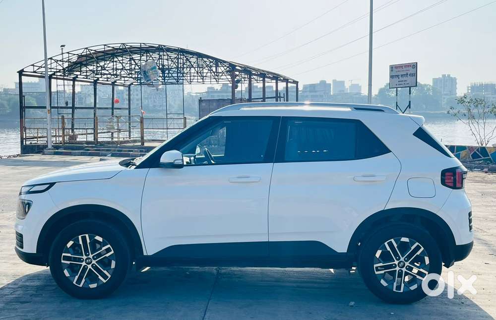 Hyundai Venue Sx (o) Mt 1.5 Diesel, 2023, Diesel