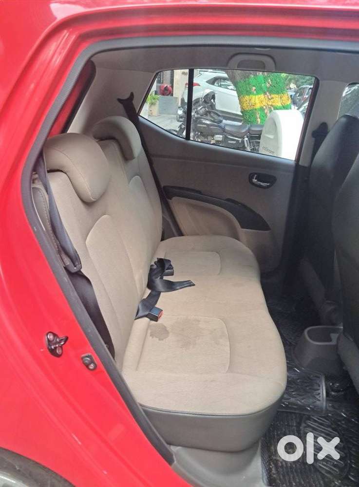 Hyundai I10 Sportz At, 2010, Petrol