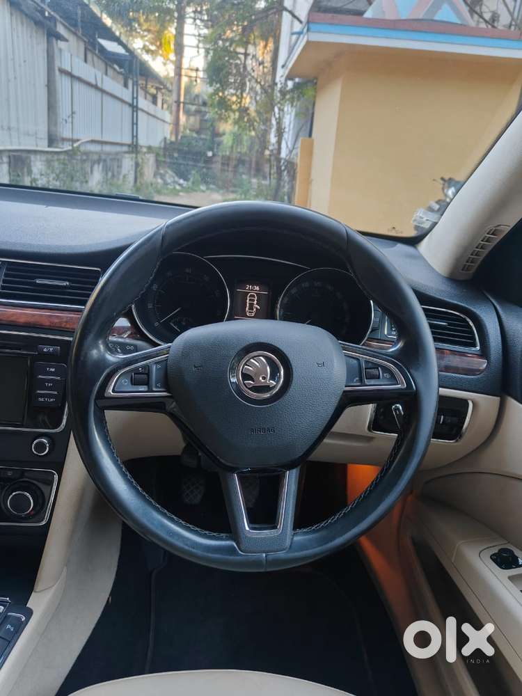 Skoda Superb 2013-2015 Elegance 1.8 Tsi Mt, 2015, Petrol