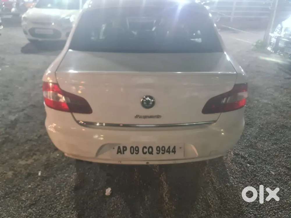 Skoda Superb 2012 Diesel 162583 Km Driven