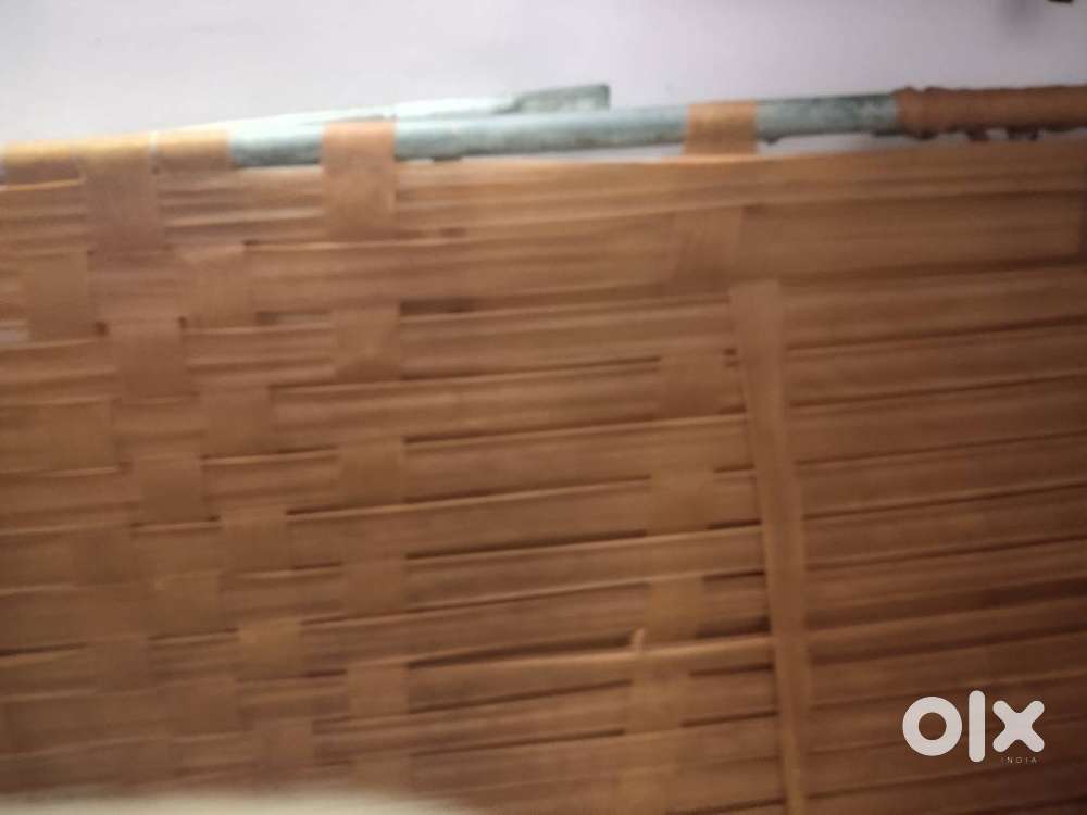 Navaru cot
