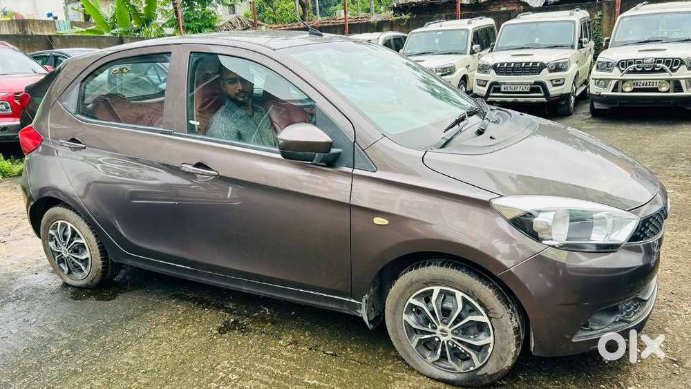 Tata Tiago 1.2 Revotron Xt (o), 2017, Petrol