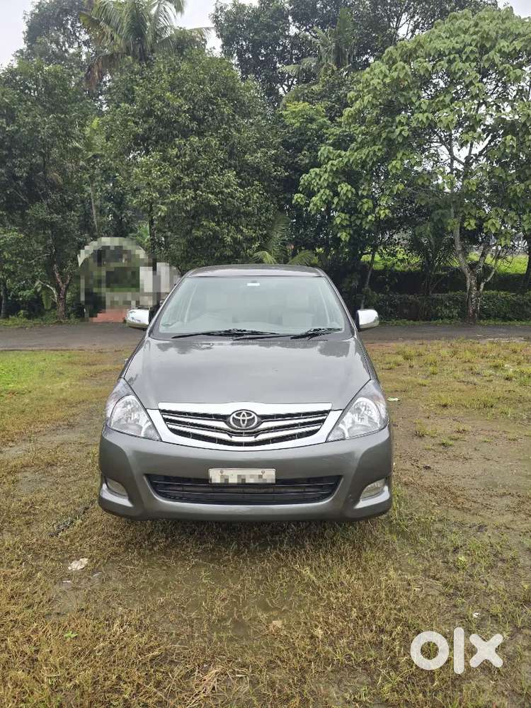 Toyota Innova Diesel 2011 Car