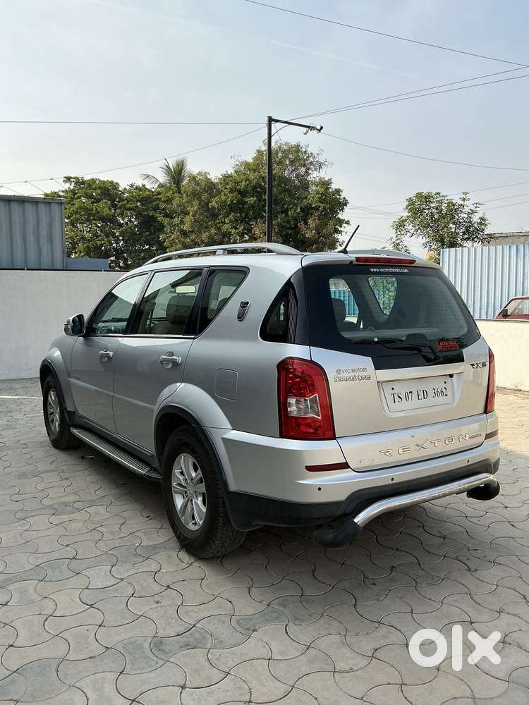 Mahindra Rexton, 2014, Diesel