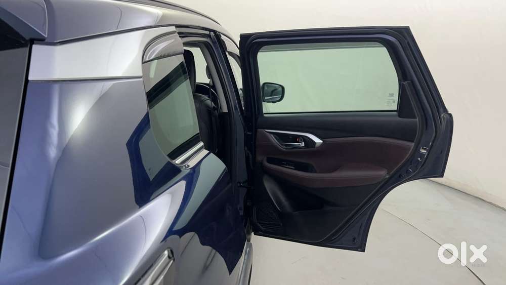 Maruti Suzuki Grand Vitara 1.5 Alpha Smart Hybrid At, 2022, Petrol