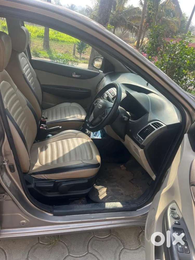 Hyundai I20 2013 Diesel 98000 Km Driven