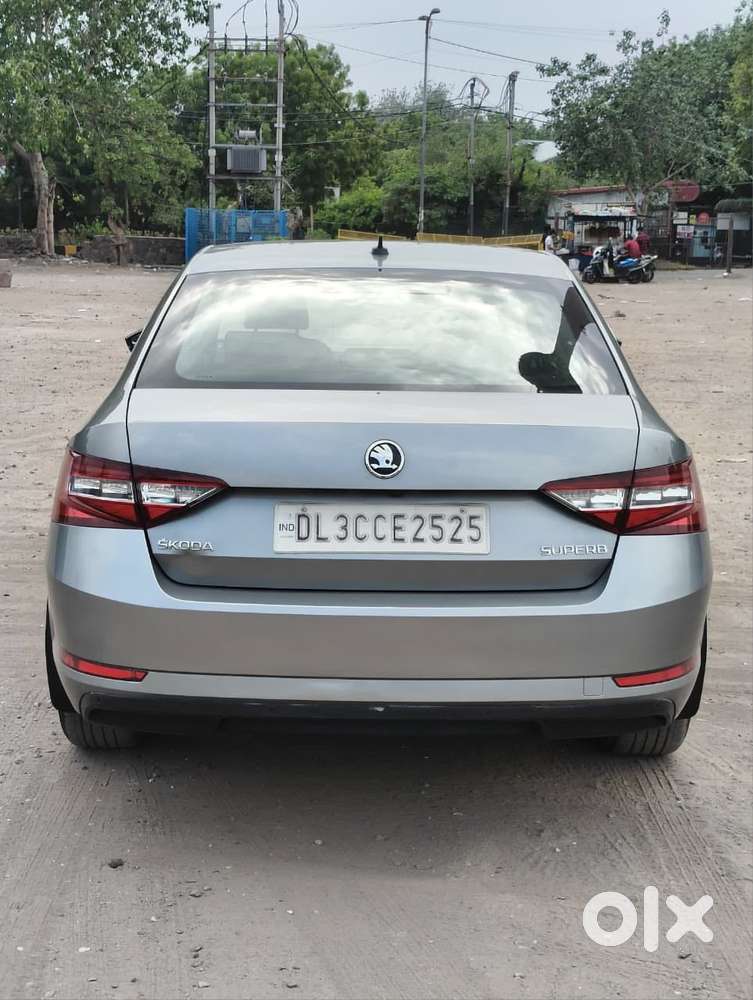 Skoda Superb Lk 1.8 Tsi At, 2016, Petrol