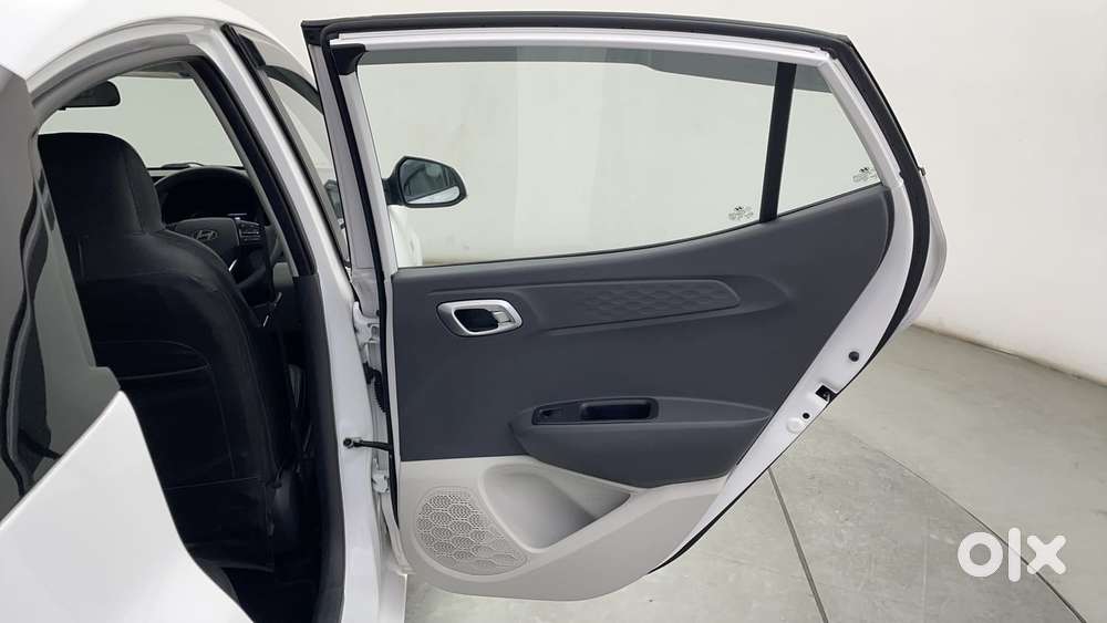 Hyundai Aura Sx 1.2 (o) Petrol, 2023, Petrol