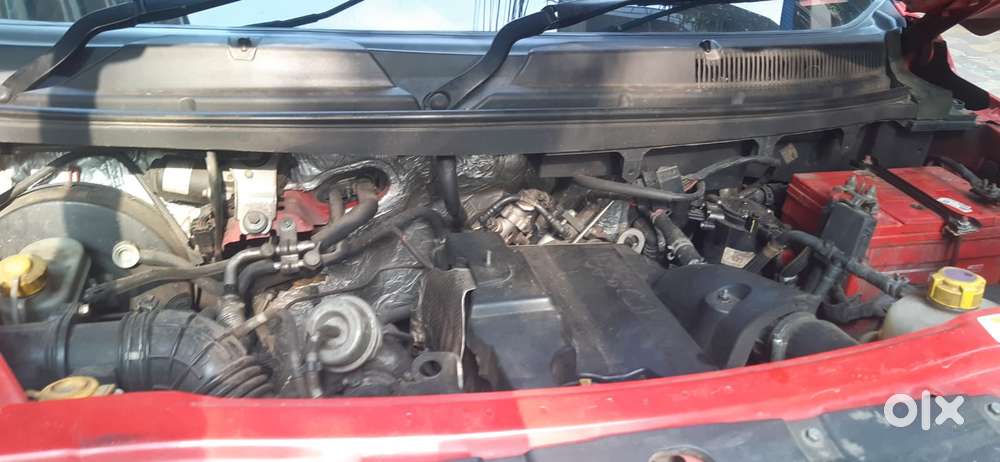 Mahindra Tuv 300 T10, 2020, Diesel