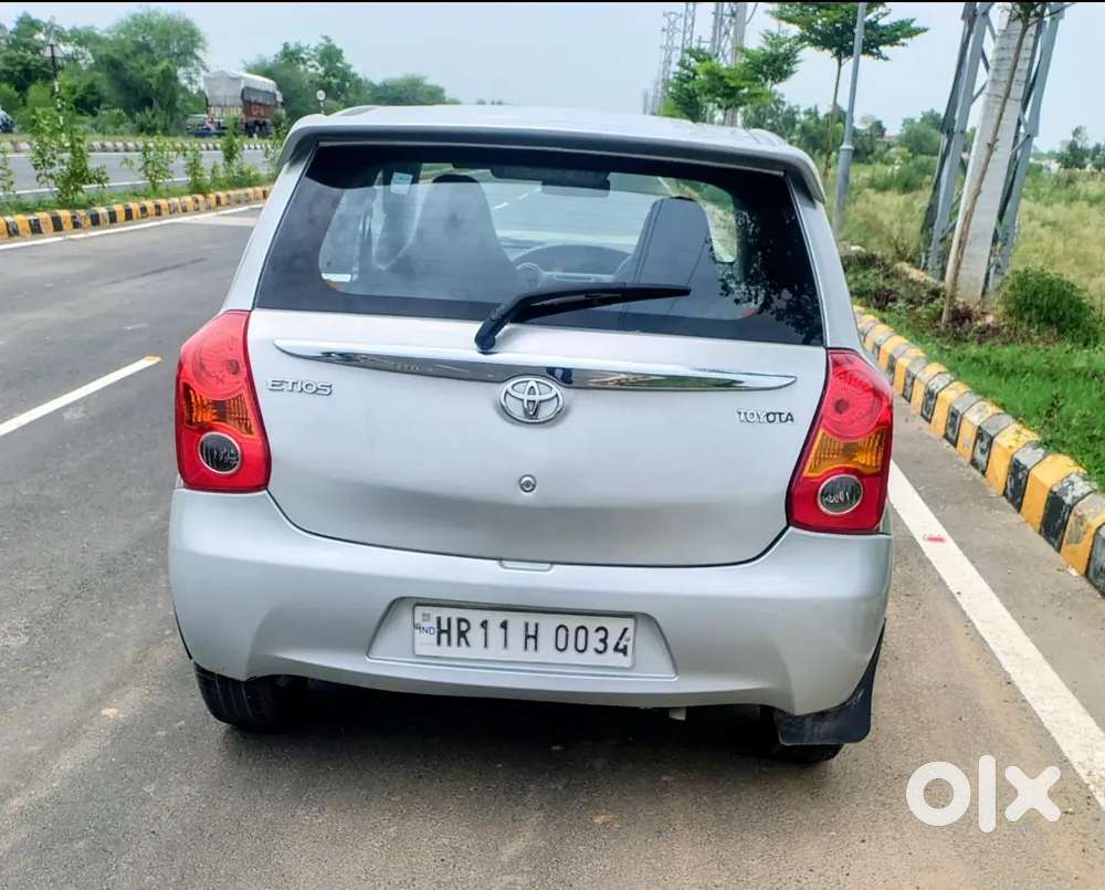 Toyota Etios Petrol 2012