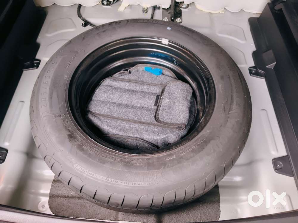 Kia Seltos Htk G, 2023, Petrol