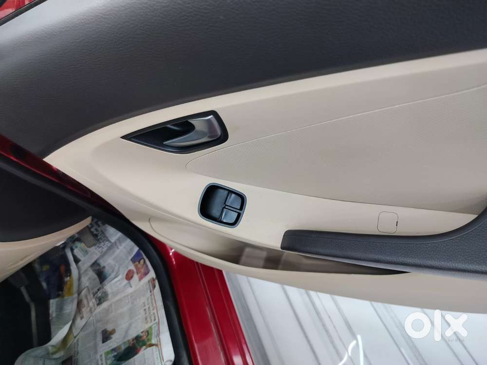 Hyundai Eon Sportz, 2016, Petrol