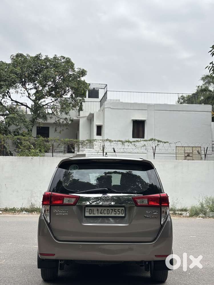 Toyota Innova Crysta 2.4 V 8 Str, 2018, Diesel