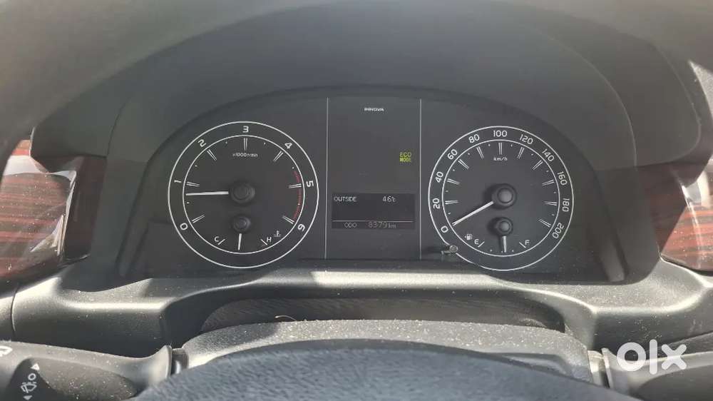 Toyota Innova Crysta 2.4 Gxplus 2025