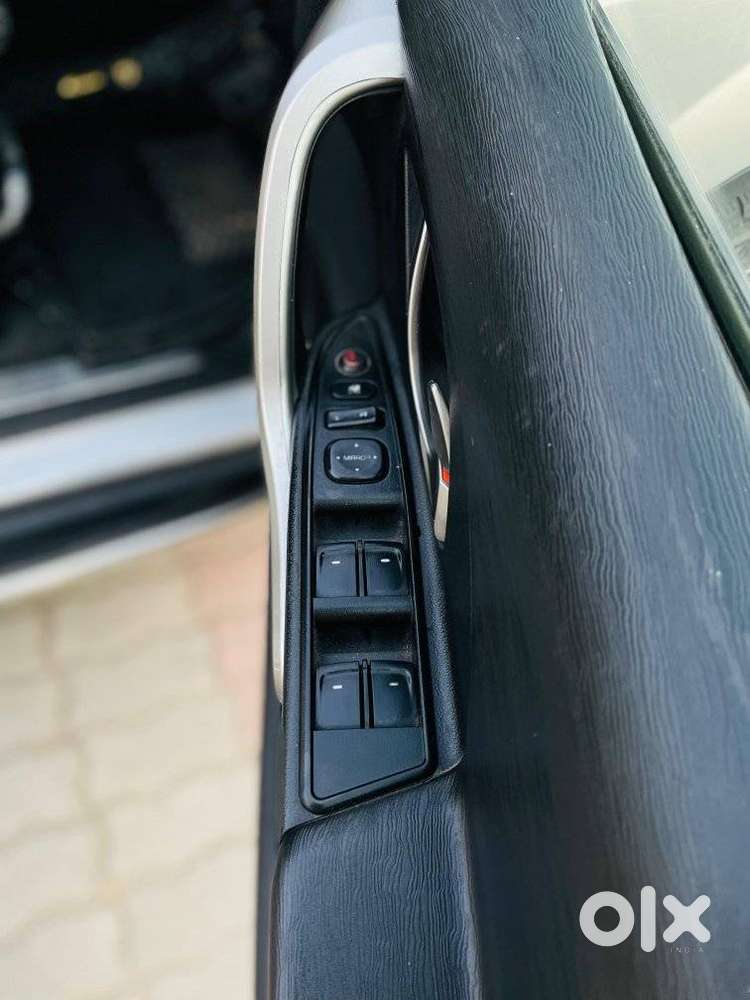 Mahindra Xuv500 W7, 2019, Diesel