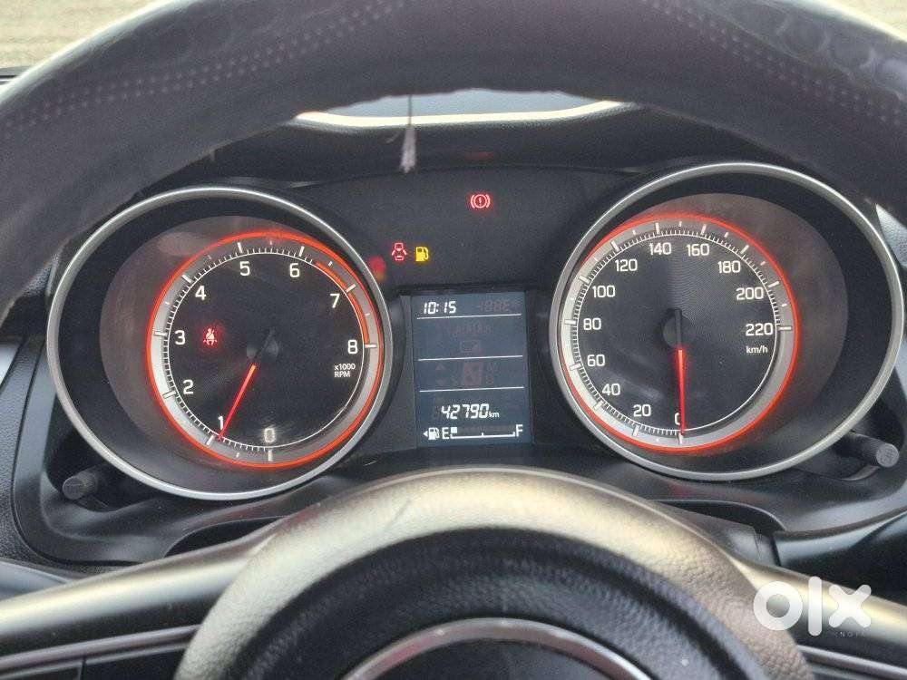 Maruti Suzuki Swift Vxi + Manual, 2021, Petrol