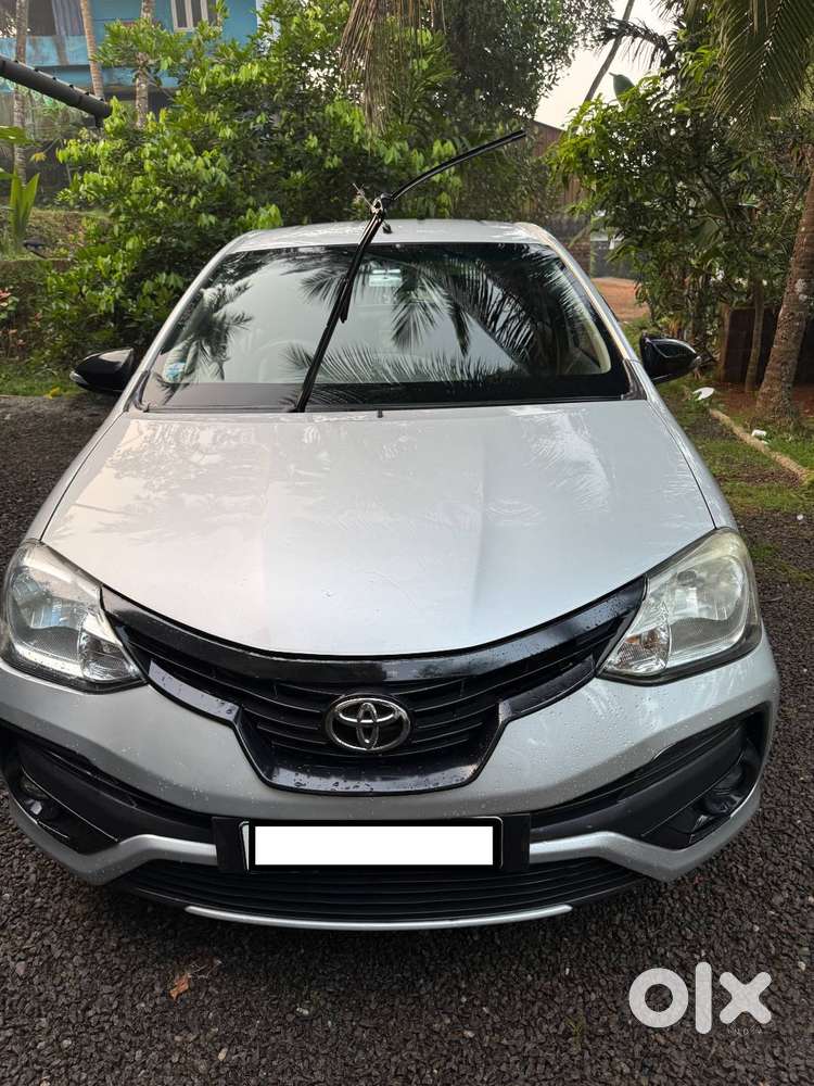 Toyota Etios Liva Gd 2015 Diesel Second Owner