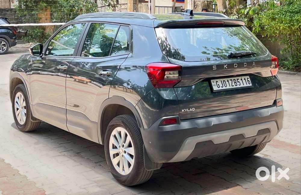 Skoda Kylaq Signature Plus At, 2026