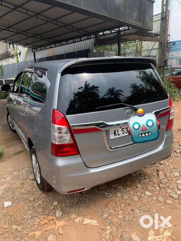 Toyota Innova 2015 Diesel Well Maintained