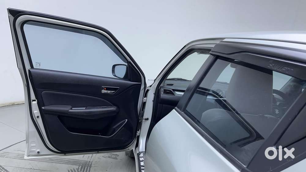 Maruti Suzuki Swift Vvt Vxi, 2020, Petrol