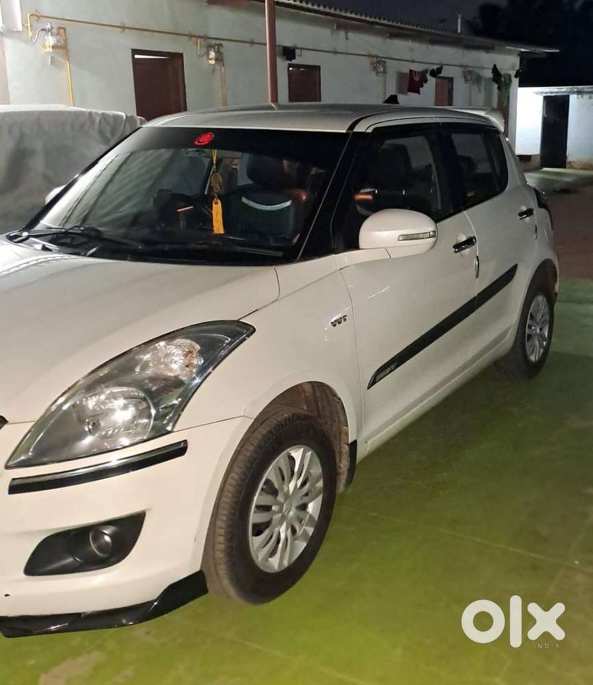 Maruti Suzuki Swift Vxi 1.2 Abs Bs-iv, 2014, Petrol