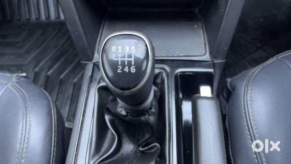 Mahindra Xuv700 2.2 Ax 5 Diesel Mt 7 Str, 2024, Diesel