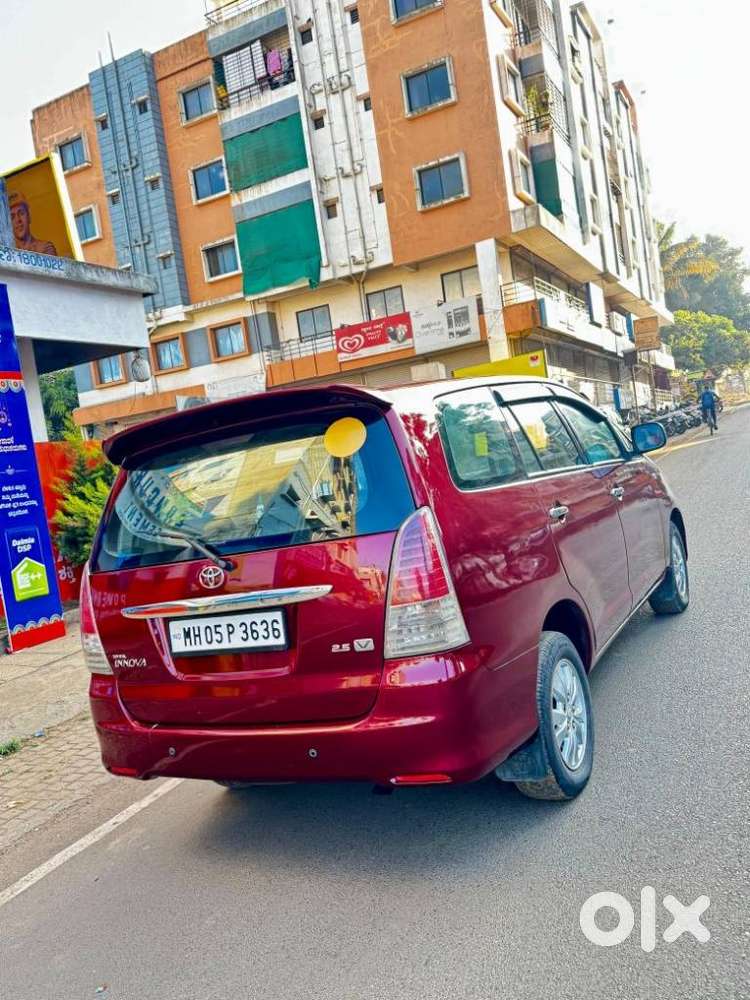 Toyota Innova 2.5 V 7 Str, 2010, Diesel