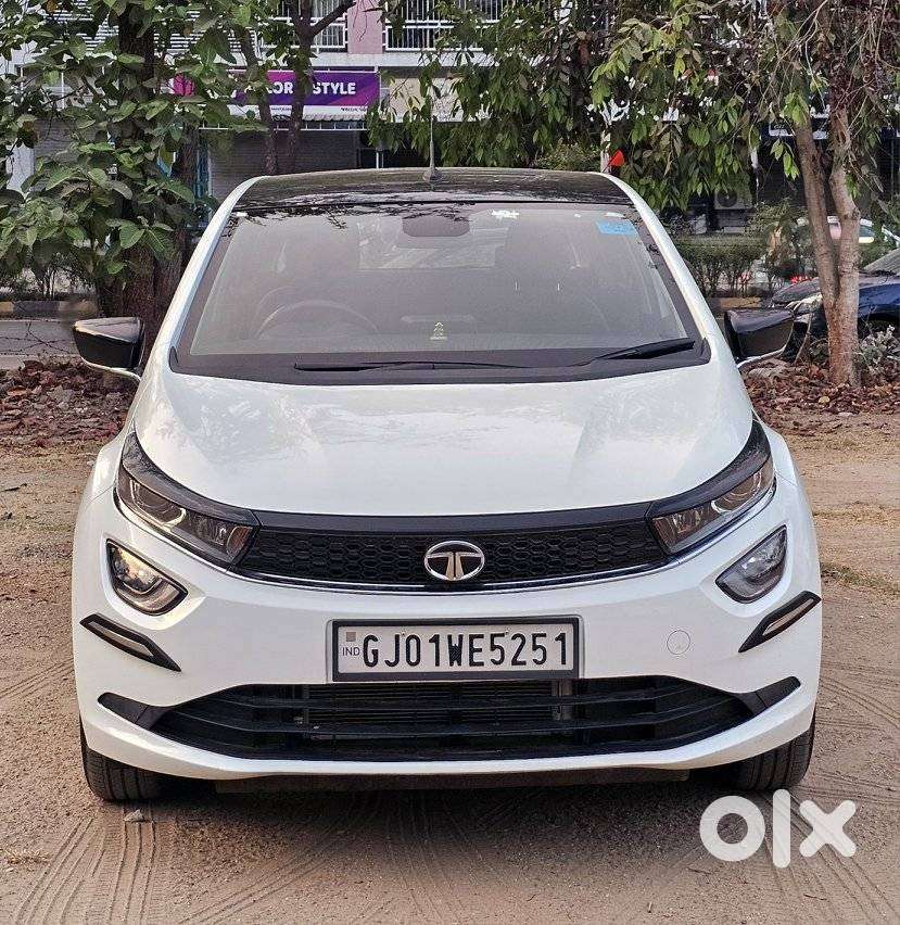 Tata Altroz Xz Plus (s), 2022, Petrol