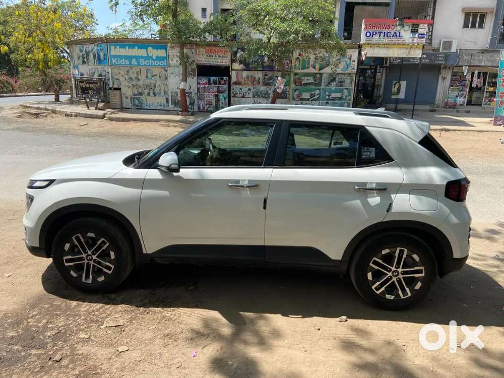 Single Hand Used Car Driven Only 15400 Km
