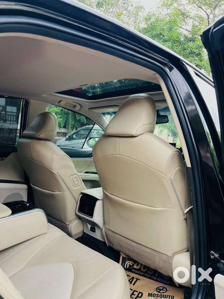 Toyota Camry Hybrid, 2022, Petrol