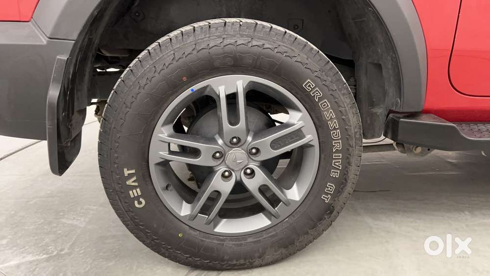 Mahindra Thar Lx Hard Top Petrol Mt 4wd, 2024, Petrol