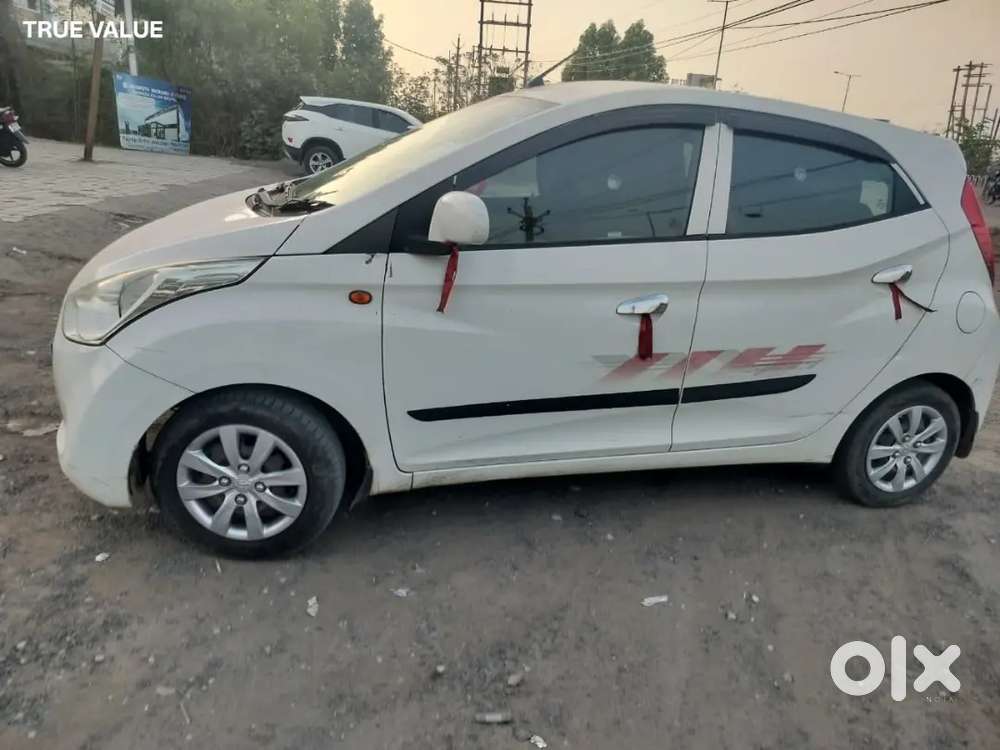 Hyundai Eon 2012 Petrol Well Maintained