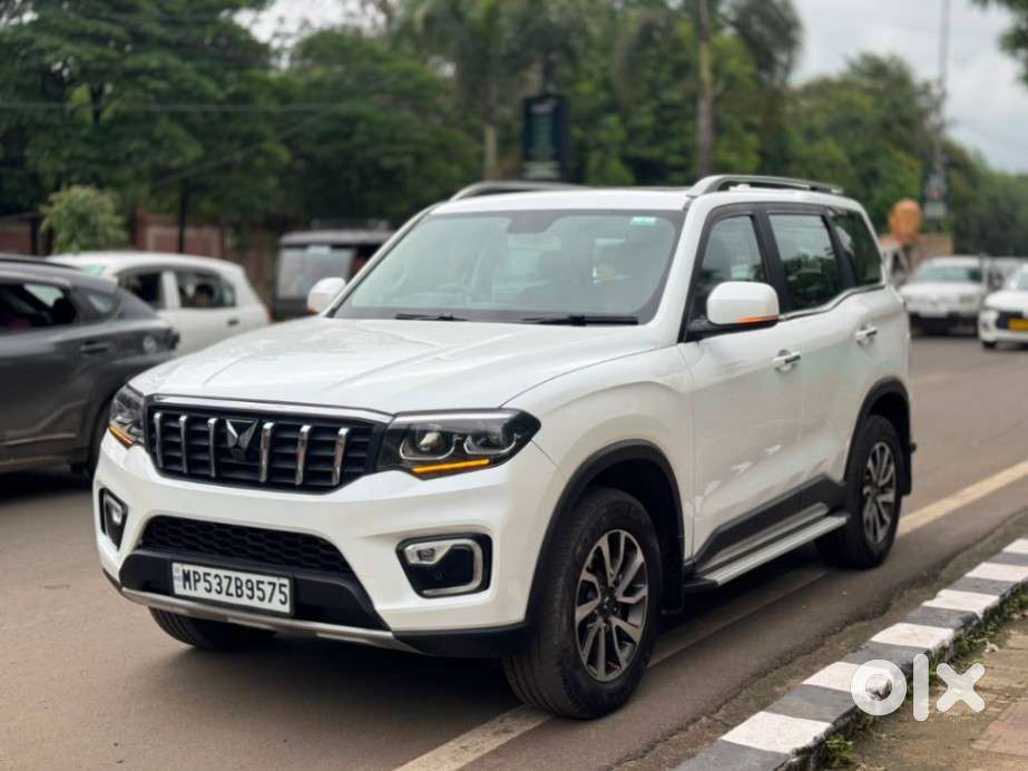 Mahindra Scorpio-n 2.2 Z8 L Diesel At 7 Str, 2023, Diesel