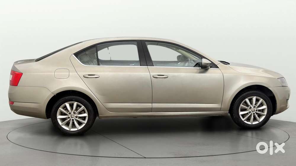 Skoda Octavia 1.8 Tsi Style Plus At, 2016, Petrol