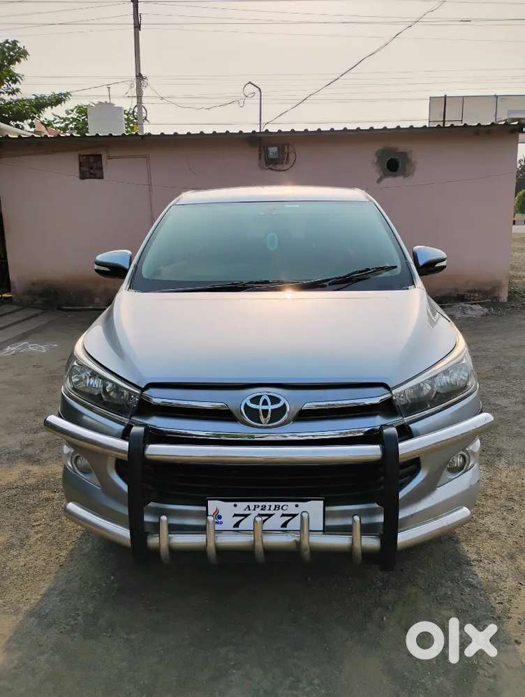 Toyota Innova 2017 Diesel 156000 Km Driven