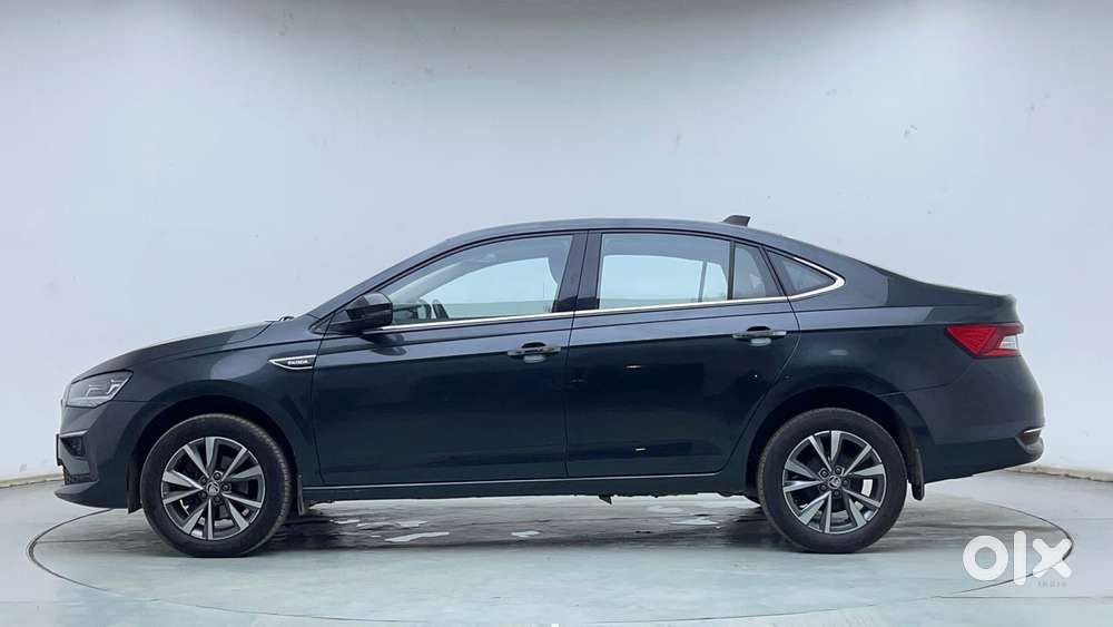 Skoda Slavia Style 1.0l Tsi At, 2023, Petrol