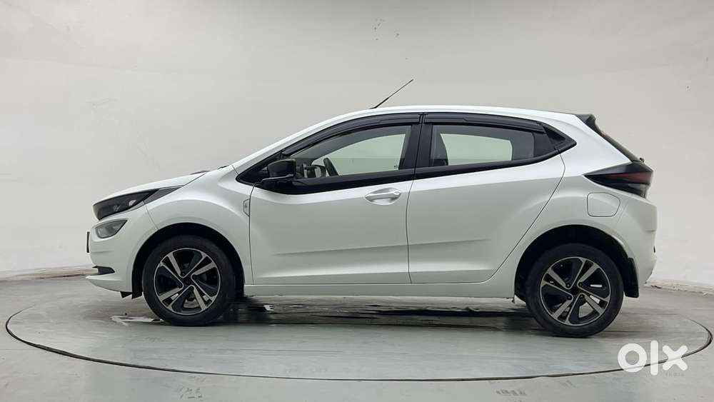 Tata Altroz Xz, 2022, Petrol