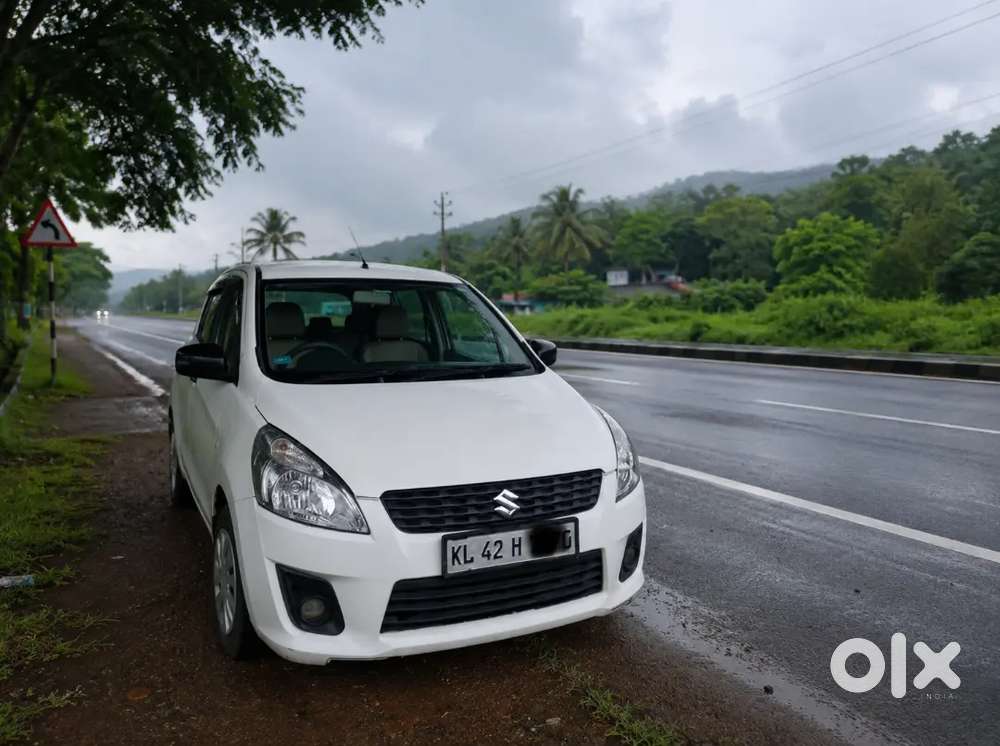 Maruti Ertiga Zxi 2013