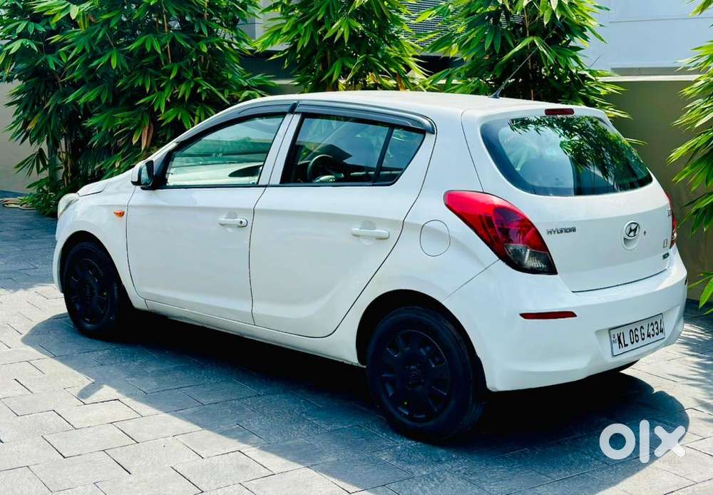 Hyundai Petrol Manual 2013