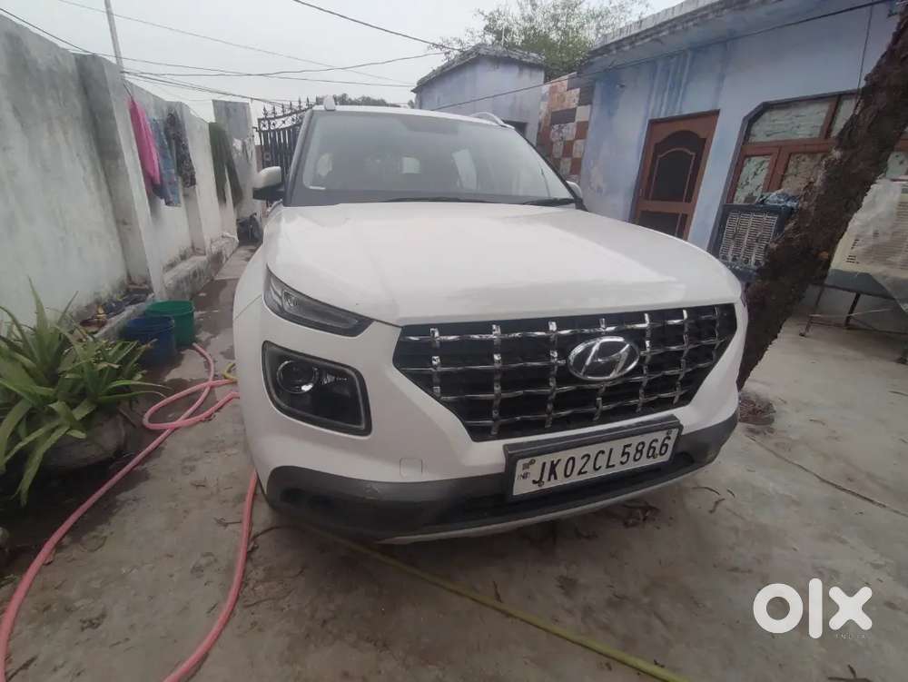 Minor Scratches , Dents In The Car But Under Insurance.bargainable Prc