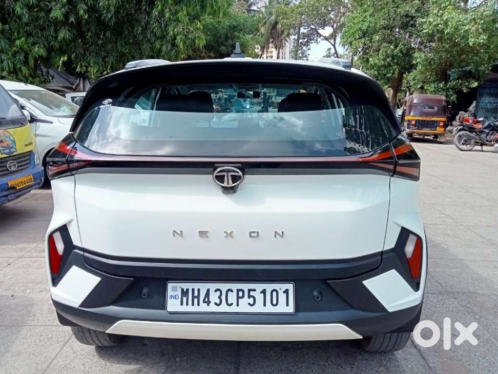 Tata Nexon Creative Plus 1.2 Revotron Petrol 6 Amt, 2023, Petrol